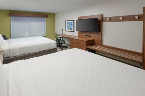 Holiday Inn Express - Tullahoma an IHG Hotel - image 12