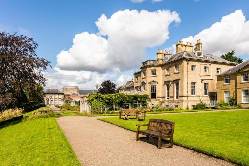 Ednam House Hotel