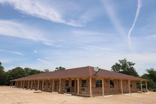 Van Inn - image 6
