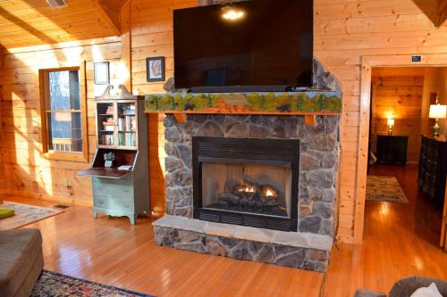 CREEKSONG cabin - image 5