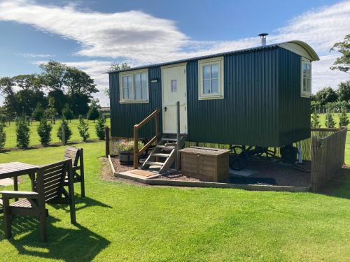 The Hawthorn Shepherds Hut