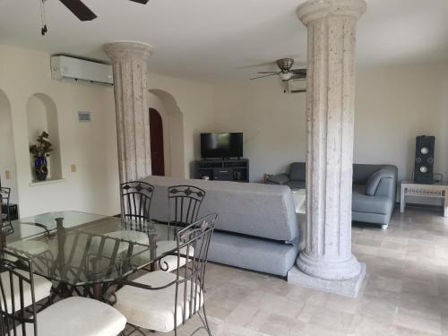 Villa image 7