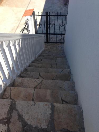 Axenia Hotel - image 2