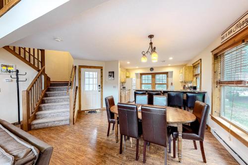 Northridge 210 - image 4