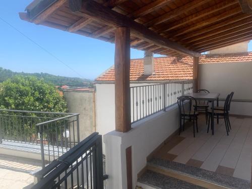 Iekārtas, Casa indipendente su due livelli in Liguria-vista mare 6-7 Posti in Magliolo