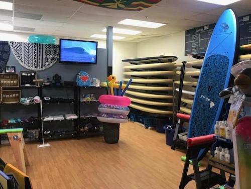 Ilikai Tower 1035 Yacht Harbor View 1BR - image 20