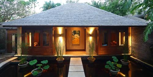 ヴィラ タム セセ