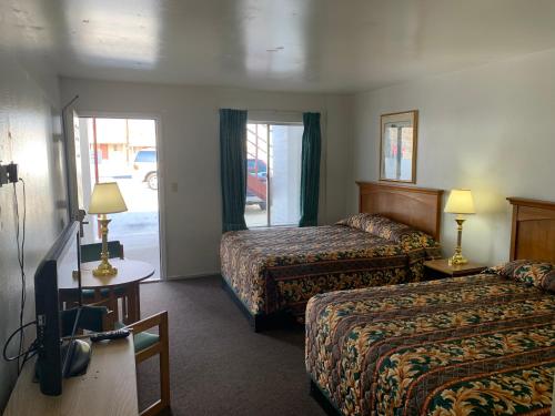 Economy Inn Kingman - image 6