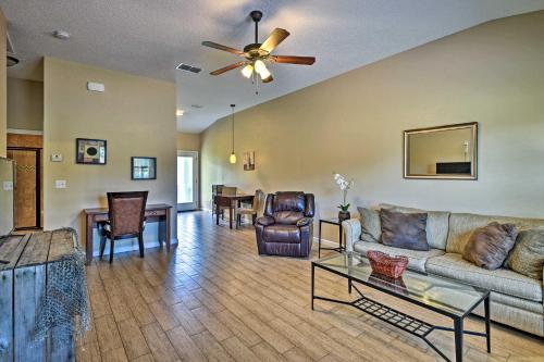 Palatka Pad with Patio and Grill Overlooking Pond - main image