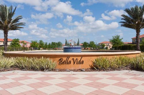 Kissimmee Resort Home Less Than 10 Miles to Disney!