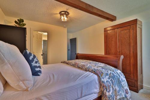 Blue Square - Whole Home by Killington Vacation Rentals - image 5