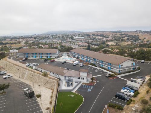 Pismo View Inn