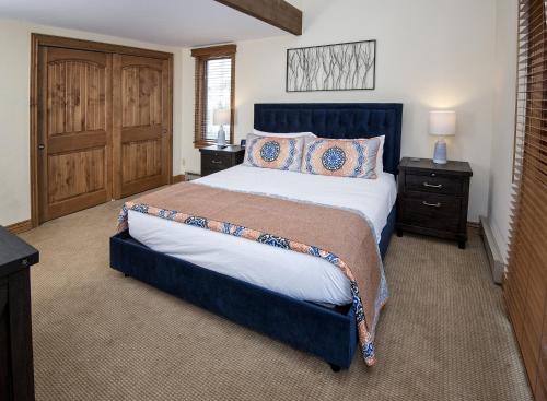 445 Timberfalls Court Condo - image 12