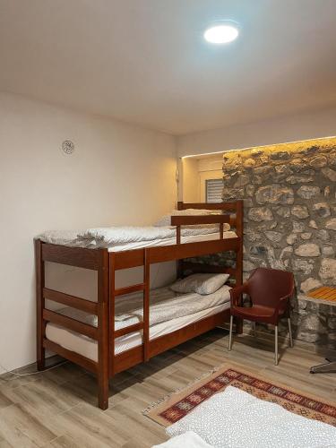 Riverside Guesthouse - image 6