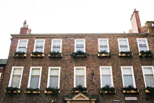 Entrance, Houndgate Townhouse in Darlington