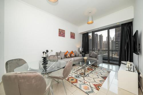 Luton Vacation Homes -Silverene Tower Full marina view ,Dubai Marina A50AB7, Dubai (Foto 2)