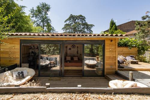 Ieeja, Gite insolite Domaine ForRest Loire in Saint-Symphorien-de-Lay