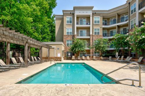 Viagem Charlotte Prime 2BR Pool & Gym