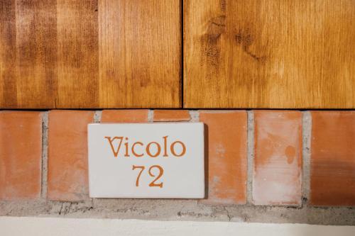 Vicolo72