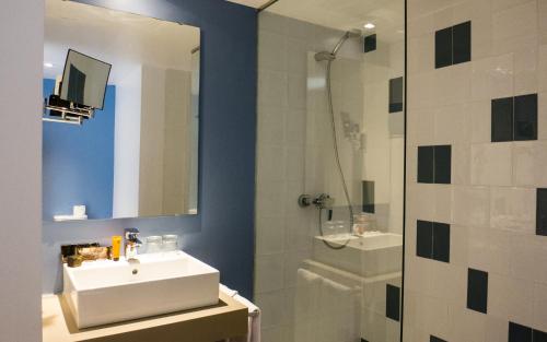 Globales Cala Bona Suites – Cala Bona, NJ