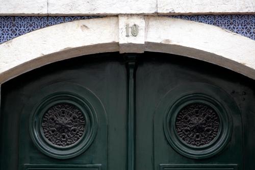 Lost Lisbon :: Cais House - image 4