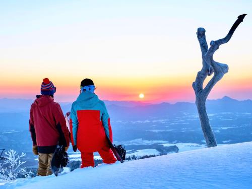 Palcall Tsumagoi Resort Ski & Hotel