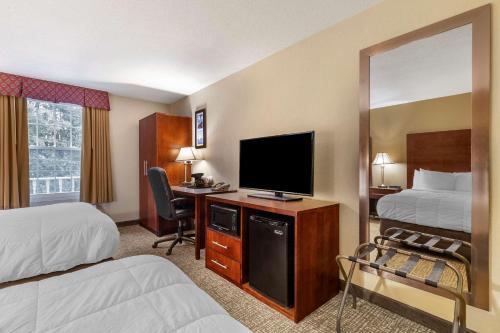 Comfort Inn Foxboro - Mansfield