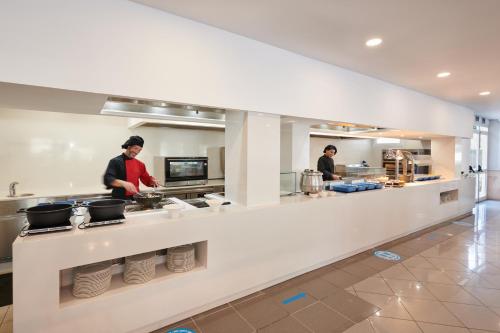 Grupotel Alcudia Suite - image 4