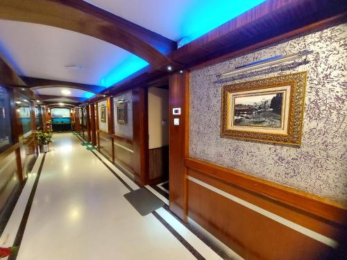 Exterior view, Hotel Astoria Residency in Botanical Garden