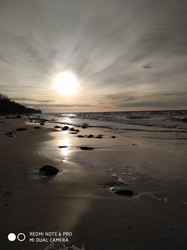 Strand, Viesu māja Ramatas (Viesu maja Ramatas) in Skulte