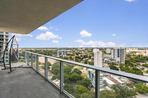 Downtown Miami Luxury Rental - image 12