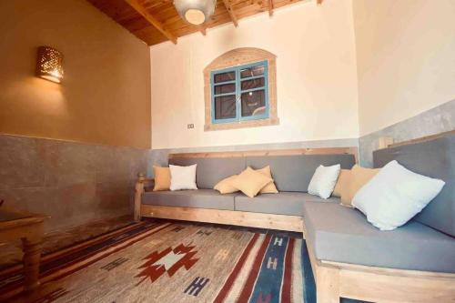 UBUD DAHAB Seafront house with a garden