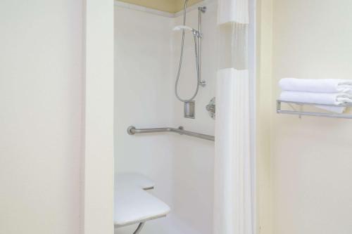 Days Inn by Wyndham Sanford in Sanford, USA