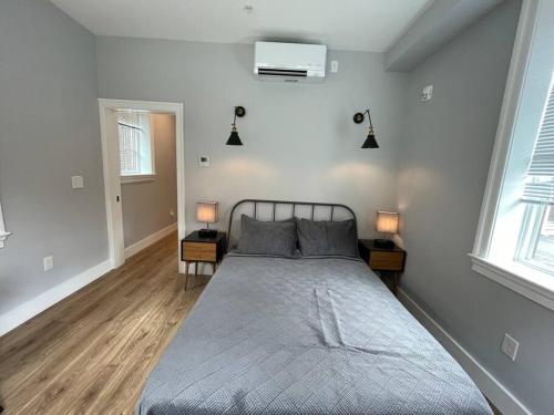 The King Suite at Prince Street Inn ADA Accessible - image 10