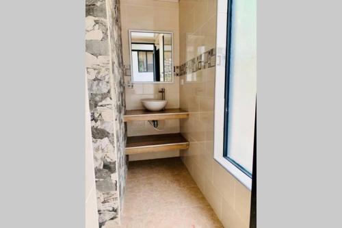CABANA EN MEDIO DE LA MONTANA CON JACUZZI