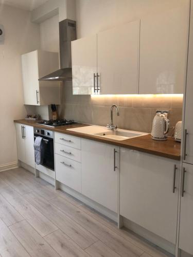 Oakleigh Lodge Short Stays Leigh on Sea