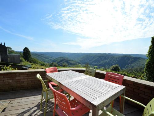 Cozy home with view and hottub - Location saisonnière - Rochehaut