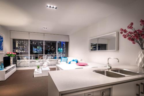 มิลาโน เซอร์วิส อพาร์ตเมนท์ (Milano Serviced Apartments) near โรงละคร พรินซ์เซส