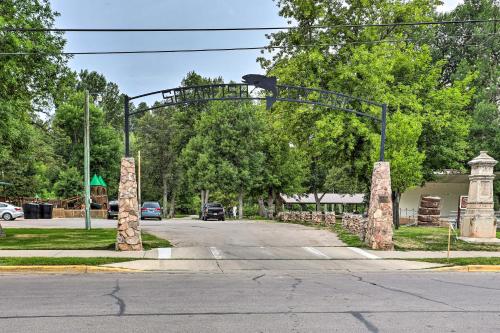 Central Creekfront Spearfish Apt by City Park