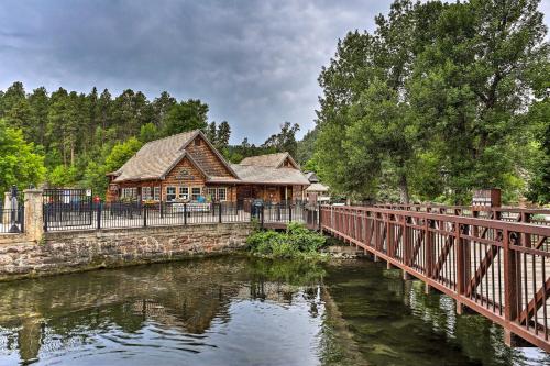 Central Creekfront Spearfish Apt by City Park