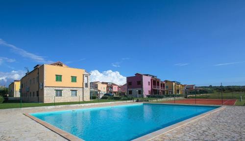 Peldbaseins, Apartment Rampin in Gedici in Gedici
