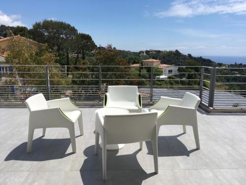Terraza/balcón, Villa 5* Nice St Pancrace in Saint-Pancrace