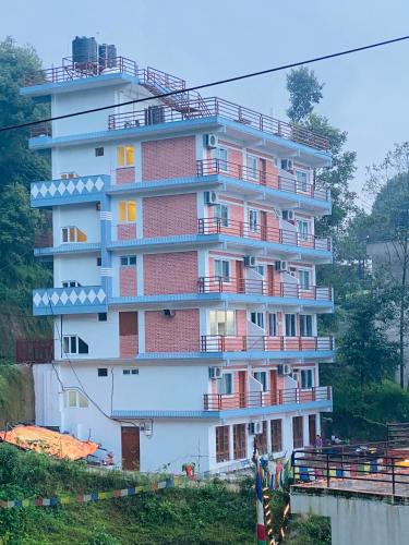 Exterior view, Hotel Himalayan Glacier in Baluwapati Deupur