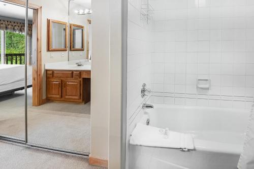 Townsend Place B-106 condo - image 10