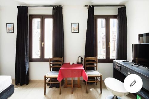 Blu Suite