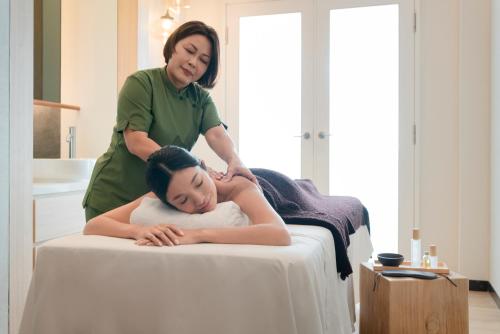 Oasia Resort Sentosa by Far East Hospitality - image 2