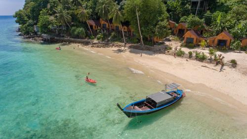 Secluded Rantee Beach in Phi Phi Islands