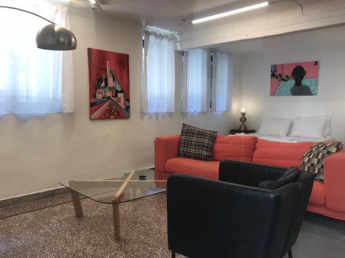 Stylish basement studio in Athens centre - EP9B