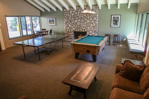 Discovery 4 #104 Condo - image 6