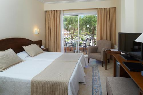 Hipotels Barrosa Garden - image 6